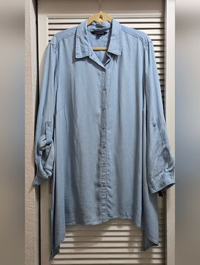 Zac & Rachel Woman Chambray Button Down Shirt 3X Light Wash NWT